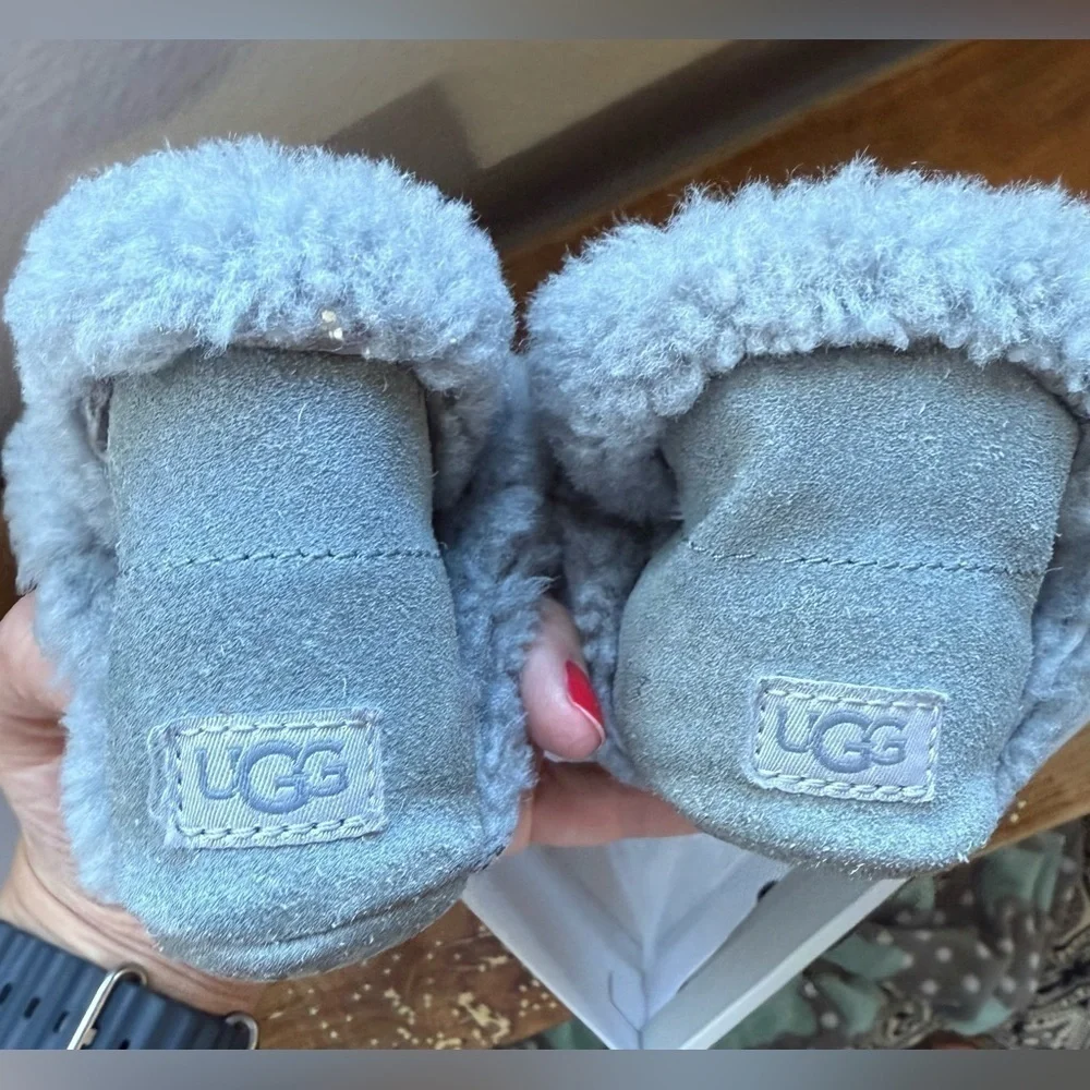 Ugg Baby Size 2/3 Boots Booties 6-12 Month grey Suede Winter